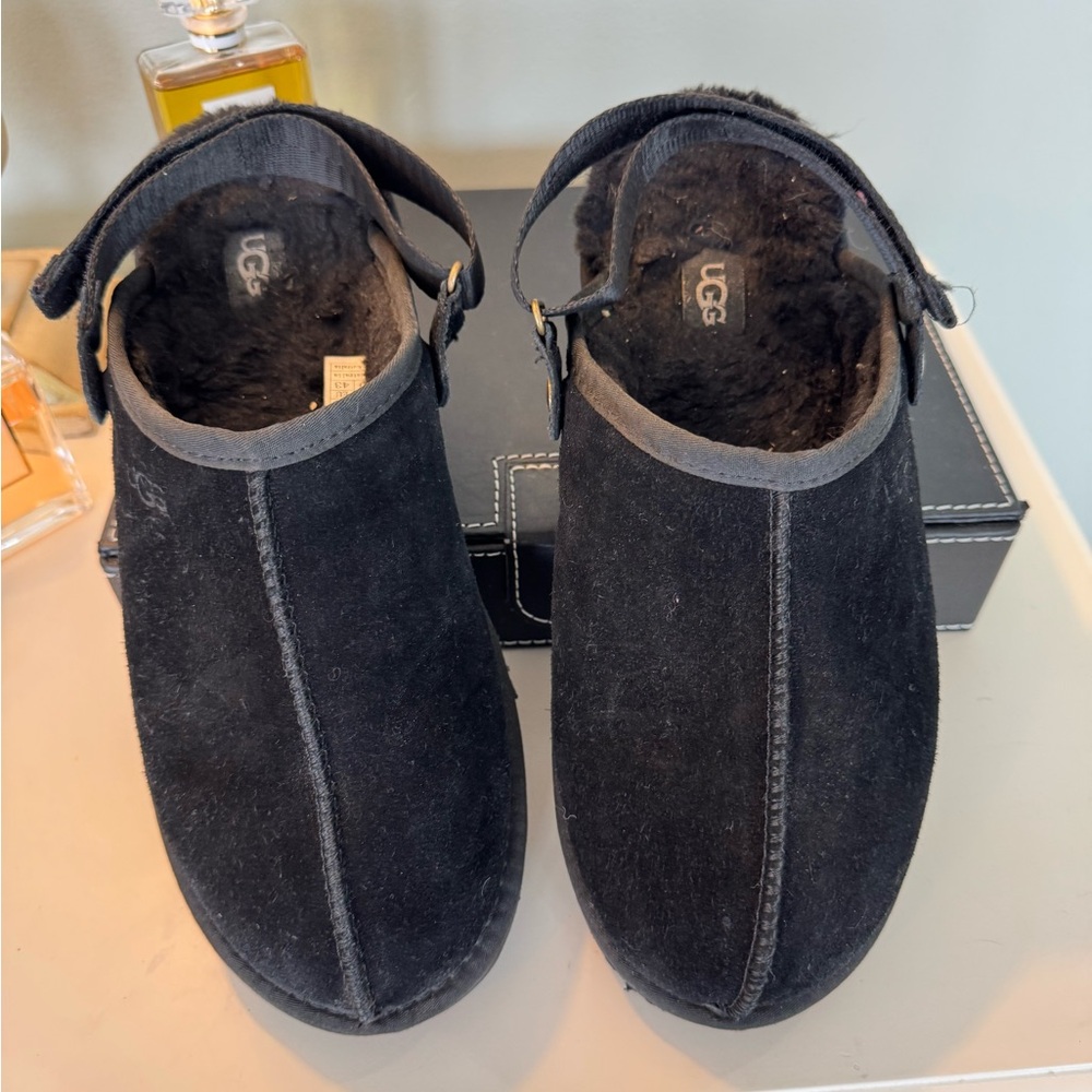 UGG Black Shearling Clogs Mules Women’s SZ 12 - Picture 6 of 10